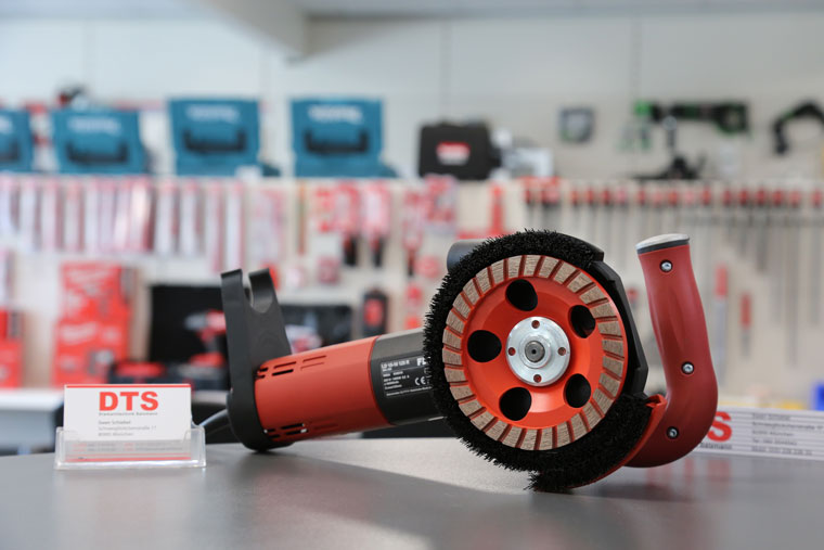 Elektrowerkzeuge - DTS Diamant- und Befestigungstechnik in München Nahaufnahme Handwerkzeug
